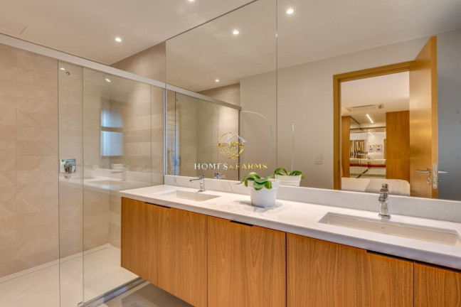 Imagem Apartamento com 3 Quartos à Venda, 245 m² em Setor Bueno - Goiânia Imagem Apartamento com 3 Quartos à Venda, 245 m² em Setor Bueno - Goiânia