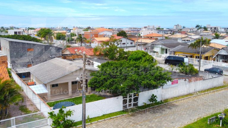 Imagem Casa com 13 Quartos à Venda, 510 m² em Centro - Balneário Rincão Imagem Casa com 13 Quartos à Venda, 510 m² em Centro - Balneário Rincão