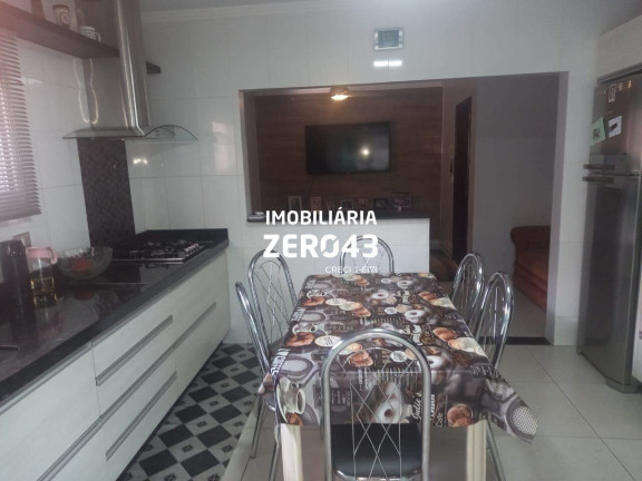 Imagem Casa com 4 Quartos à Venda, 325 m² em Champagnat - Londrina