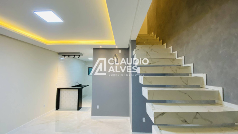 Imagem Casa com 4 Quartos à Venda, 150 m² em João Paulo - Feira De Santana