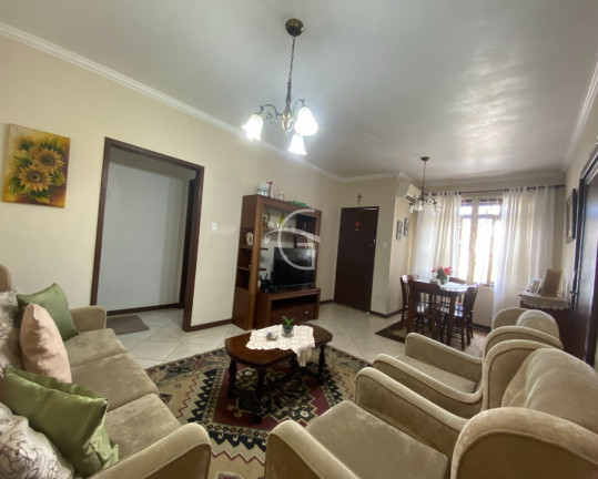 Imagem Casa com 5 Quartos à Venda, 196 m² em Anita Garibaldi - Joinville Imagem Casa com 5 Quartos à Venda, 196 m² em Anita Garibaldi - Joinville