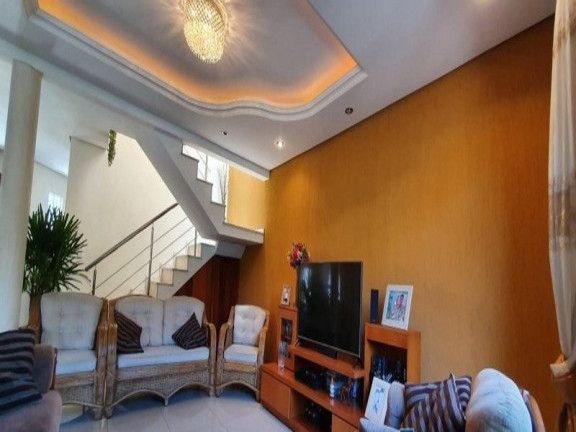 Imagem Casa com 3 Quartos à Venda, 203 m² em Parque Da Matriz - Cachoeirinha Imagem Casa com 3 Quartos à Venda, 203 m² em Parque Da Matriz - Cachoeirinha
