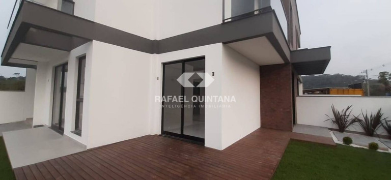 Imagem Casa com 3 Quartos à Venda, 138 m² em Forquilhas - São José