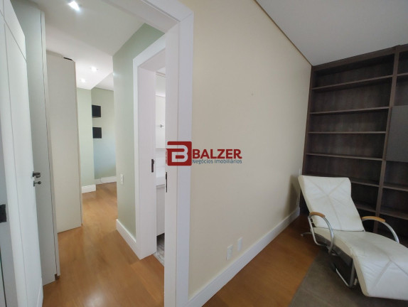 Imagem Apartamento com 4 Quartos à Venda, 178 m² em Centro - Florianópolis Imagem Apartamento com 4 Quartos à Venda, 178 m² em Centro - Florianópolis