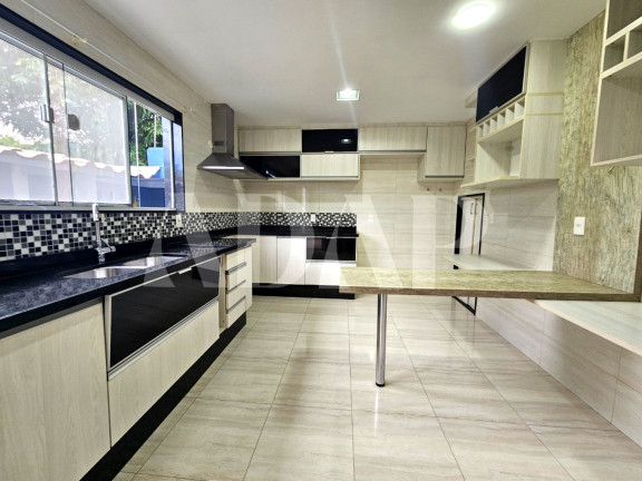 Imagem Casa com 4 Quartos para Alugar, 230 m² em Vargem Pequena - Rio De Janeiro Imagem Casa com 4 Quartos para Alugar, 230 m² em Vargem Pequena - Rio De Janeiro