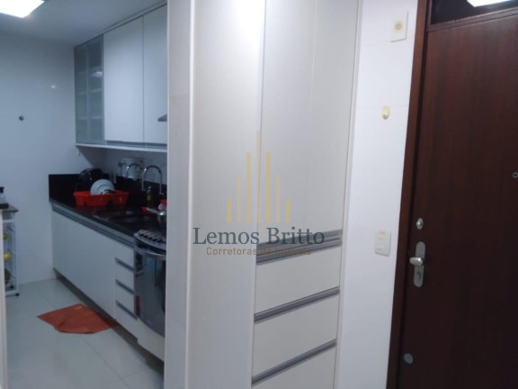 Imagem Imóvel com 3 Quartos à Venda, 134 m² em Candeal - Salvador Imagem Imóvel com 3 Quartos à Venda, 134 m² em Candeal - Salvador