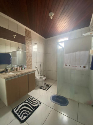 Sobrado com 4 Quartos à Venda, 300 m² em Junqueira - Lins