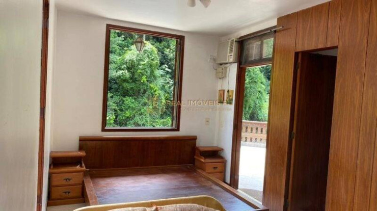 Imagem Casa com 3 Quartos à Venda, 500 m² em Freguesia (jacarepaguá) - Rio De Janeiro Imagem Casa com 3 Quartos à Venda, 500 m² em Freguesia (jacarepaguá) - Rio De Janeiro