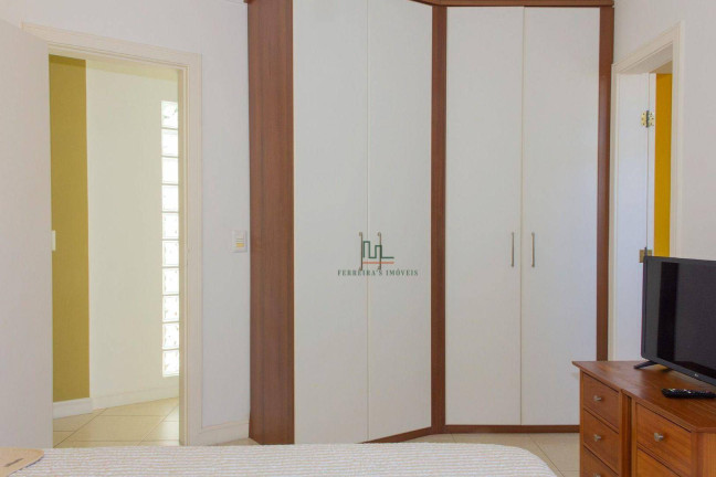 Imagem Casa com 4 Quartos à Venda, 493 m² em Charitas - Niterói Imagem Casa com 4 Quartos à Venda, 493 m² em Charitas - Niterói