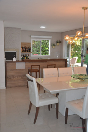 Imagem Casa com 4 Quartos à Venda, 306 m² em Jurerê - Florianópolis Imagem Casa com 4 Quartos à Venda, 306 m² em Jurerê - Florianópolis