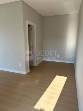 Imagem Casa com 4 Quartos à Venda, 380 m² em Santa Regina - Camboriú Imagem Casa com 4 Quartos à Venda, 380 m² em Santa Regina - Camboriú