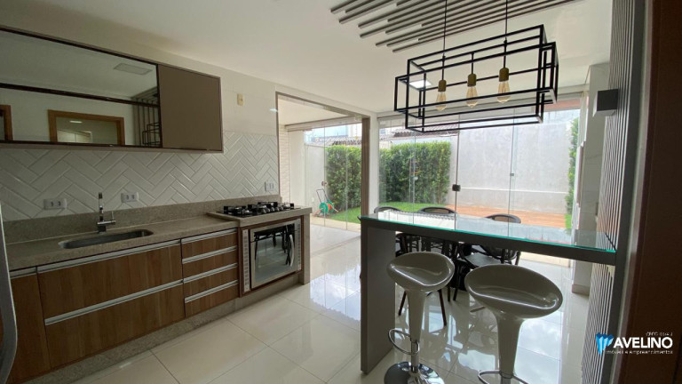 Imagem Sobrado com 4 Quartos à Venda, 196 m² em Chácara Cachoeira - Campo Grande Imagem Sobrado com 4 Quartos à Venda, 196 m² em Chácara Cachoeira - Campo Grande