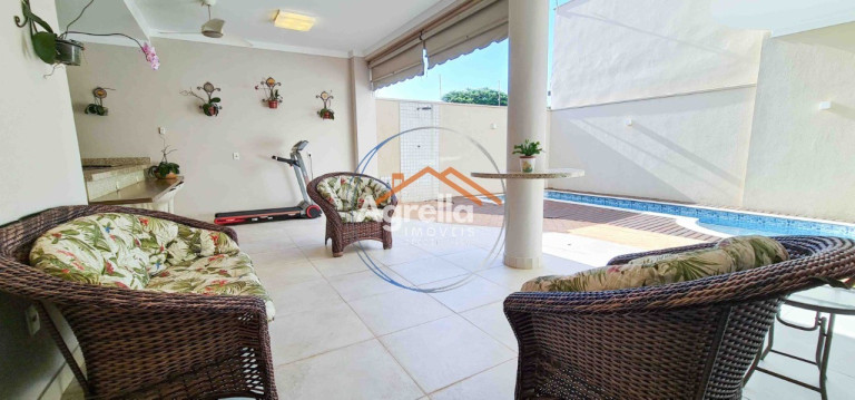 Imagem Casa com 4 Quartos à Venda, 300 m² em Jardim Paulista - Mogi Guaçu Imagem Casa com 4 Quartos à Venda, 300 m² em Jardim Paulista - Mogi Guaçu