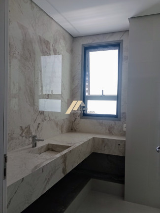 Imagem Imóvel com 3 Quartos à Venda, 257 m² em Cambuí - Campinas
