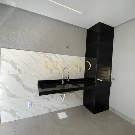 Imagem Casa com 3 Quartos à Venda, 200 m² em Carolina Parque - Goiânia