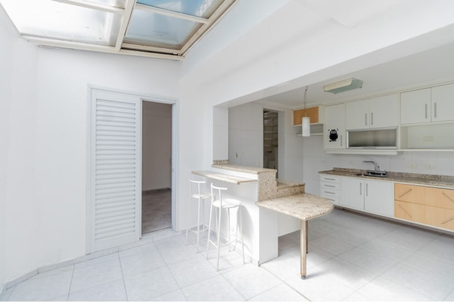 Imagem Casa com 3 Quartos à Venda, 145 m² em Vila Gumercindo - São Paulo