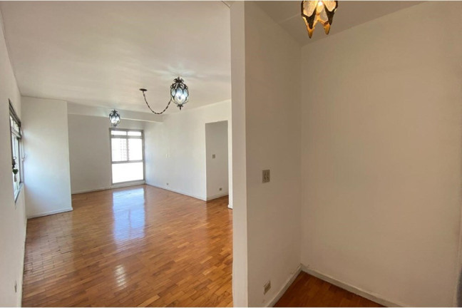 Imagem Apartamento com 3 Quartos à Venda, 115 m²