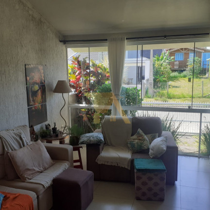 Imagem Imóvel com 3 Quartos à Venda, em Ambrósio - Garopaba Imagem Imóvel com 3 Quartos à Venda, em Ambrósio - Garopaba