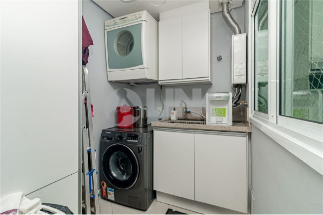 Imagem Apartamento com 3 Quartos à Venda, 105 m² em Petrópolis - Porto Alegre Imagem Apartamento com 3 Quartos à Venda, 105 m² em Petrópolis - Porto Alegre