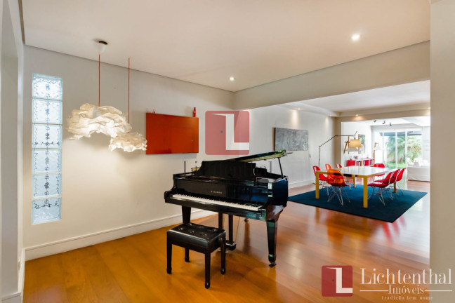Casa com 4 Quartos à Venda, 448 m² em Jardim Paulista - São Paulo