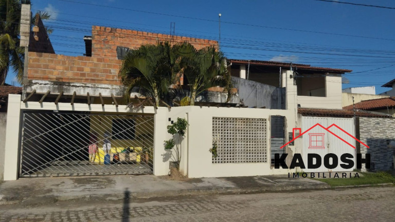 Casa com 3 Quartos à Venda, 400 m² em Aviário - Feira De Santana