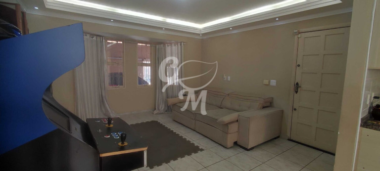 Imagem Casa com 3 Quartos à Venda, 211 m² em Horto Santo Antonio - Jundiaí
