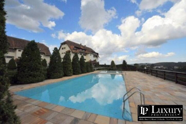 Casa com 6 Quartos à Venda, 400 m² em Capivari - Campos Do Jordão