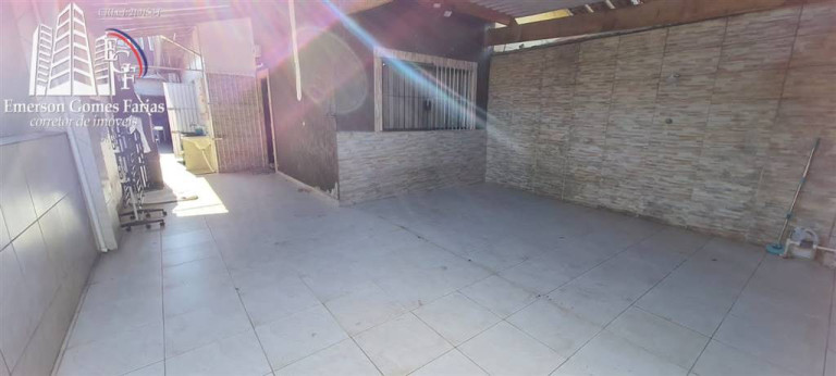 Imagem Casa com 2 Quartos à Venda, em Vila Tupi - Praia Grande Imagem Casa com 2 Quartos à Venda, em Vila Tupi - Praia Grande