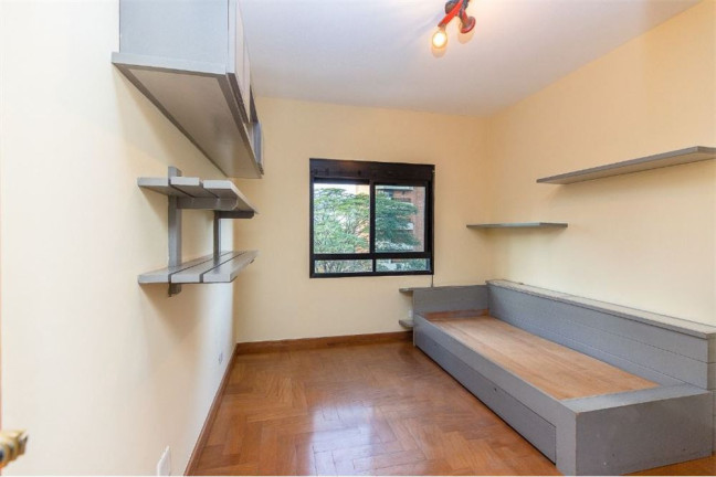 Imagem Imóvel com 5 Quartos à Venda, em Indianópolis - São Paulo Imagem Imóvel com 5 Quartos à Venda, em Indianópolis - São Paulo