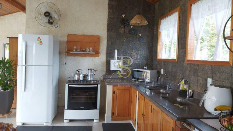 Imagem Chácara com 6 Quartos à Venda, 500 m² em Parque Náutico - Piracaia Imagem Chácara com 6 Quartos à Venda, 500 m² em Parque Náutico - Piracaia