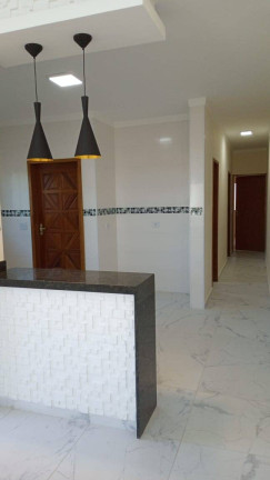 Imagem Casa com 2 Quartos à Venda, 180 m² em Parque Daville - Peruíbe