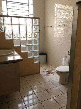 Imagem Casa com 4 Quartos à Venda, 240 m² em Bauru Imagem Casa com 4 Quartos à Venda, 240 m² em Bauru