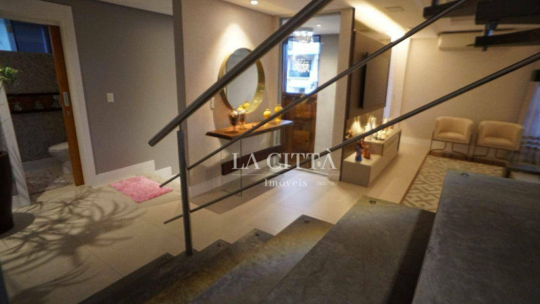 Imagem Casa com 3 Quartos à Venda, 376 m² em Ariribá - Balneário Camboriú