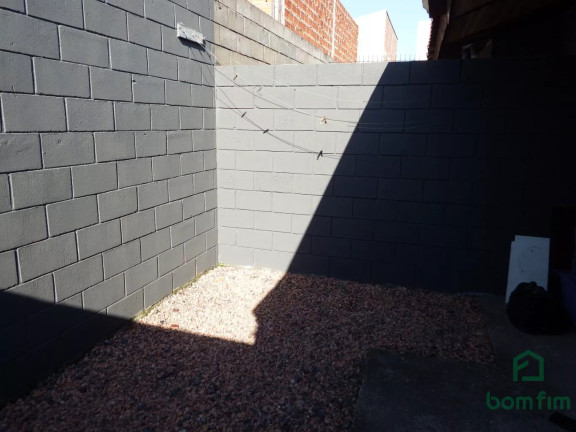 Imagem Casa com 2 Quartos à Venda, 55 m² em Olaria - Canoas