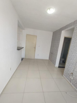 Imagem Imóvel com 2 Quartos para Alugar, 55 m² em Ipitanga - Lauro De Freitas