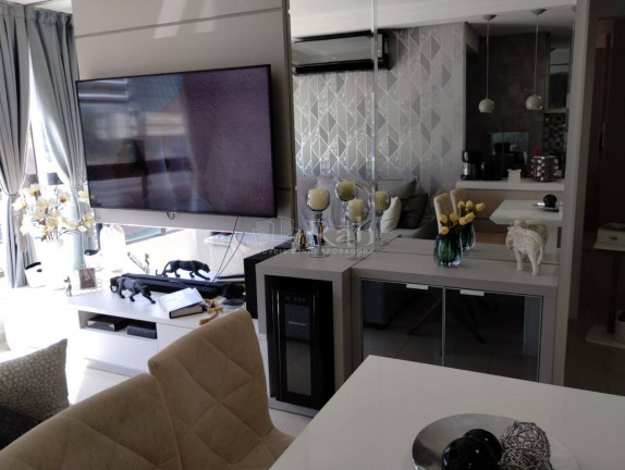 Imagem Apartamento com 2 Quartos à Venda, 57 m² em Centro - Balneário Camboriú Imagem Apartamento com 2 Quartos à Venda, 57 m² em Centro - Balneário Camboriú