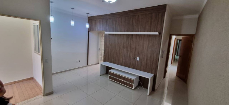 Imagem Casa com 2 Quartos à Venda, 144 m² em Bauru