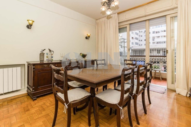 Imagem Apartamento com 3 Quartos à Venda, 190 m² em Rio Branco - Porto Alegre Imagem Apartamento com 3 Quartos à Venda, 190 m² em Rio Branco - Porto Alegre