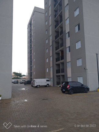 Imagem Apartamento com 2 Quartos à Venda,  em Caguassu - Sorocaba