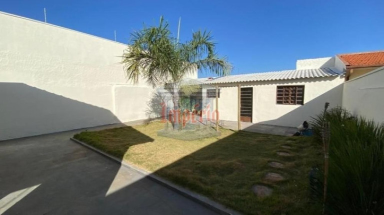 Imagem Casa com 3 Quartos à Venda, 141 m² em Vila Brasil - Pirassununga Imagem Casa com 3 Quartos à Venda, 141 m² em Vila Brasil - Pirassununga