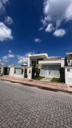 Casa com 3 Quartos à Venda, 222 m² em Mata Atlântica - Tijucas