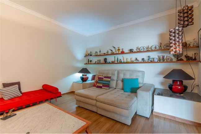 Imagem Casa com 7 Quartos à Venda, em Pacaembu - São Paulo Imagem Casa com 7 Quartos à Venda, em Pacaembu - São Paulo