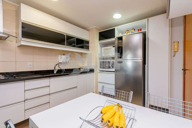 Imagem Apartamento com 3 Quartos à Venda, 103 m² em Menino Deus - Porto Alegre Imagem Apartamento com 3 Quartos à Venda, 103 m² em Menino Deus - Porto Alegre