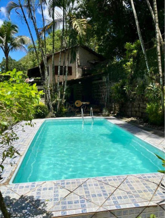 Casa com 4 Quartos à Venda, 184 m² em Barreira - Guapimirim