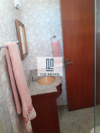 Imagem Imóvel com 3 Quartos à Venda, 150 m² em Centro - Três Rios Imagem Imóvel com 3 Quartos à Venda, 150 m² em Centro - Três Rios
