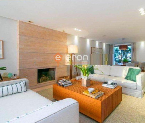 Imagem Apartamento com 3 Quartos à Venda, 260 m² Imagem Apartamento com 3 Quartos à Venda, 260 m²