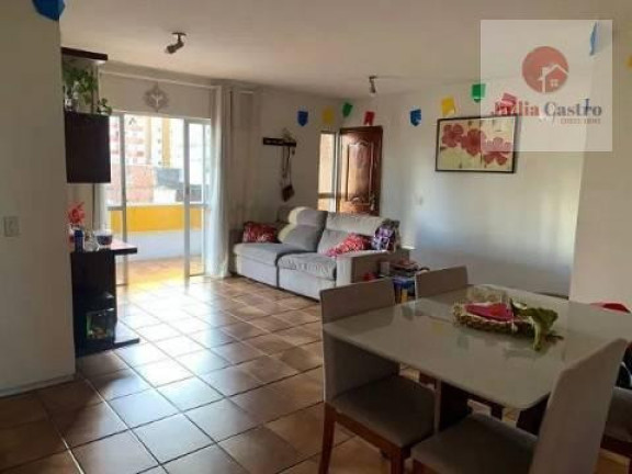 Apartamento com 3 Quartos para Alugar, 125 m²