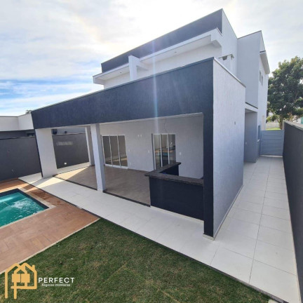 Imagem Casa com 3 Quartos à Venda, 206 m² em Via Dutra - Caçapava