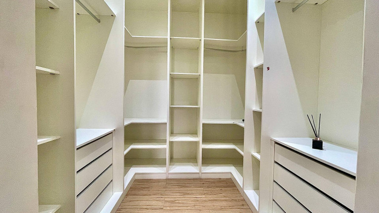 Imagem Sobrado com 4 Quartos à Venda, 600 m² em Jardim Virgínia - Guarujá Imagem Sobrado com 4 Quartos à Venda, 600 m² em Jardim Virgínia - Guarujá