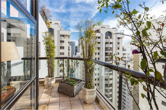 Imagem Imóvel com 3 Quartos à Venda, 297 m² em Brooklin Paulista - São Paulo Imagem Imóvel com 3 Quartos à Venda, 297 m² em Brooklin Paulista - São Paulo